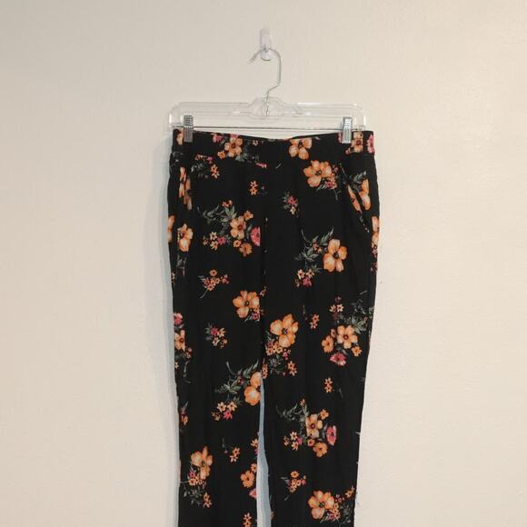 Divided Black Floral Pants Sz 8 - Picture 3 of 13